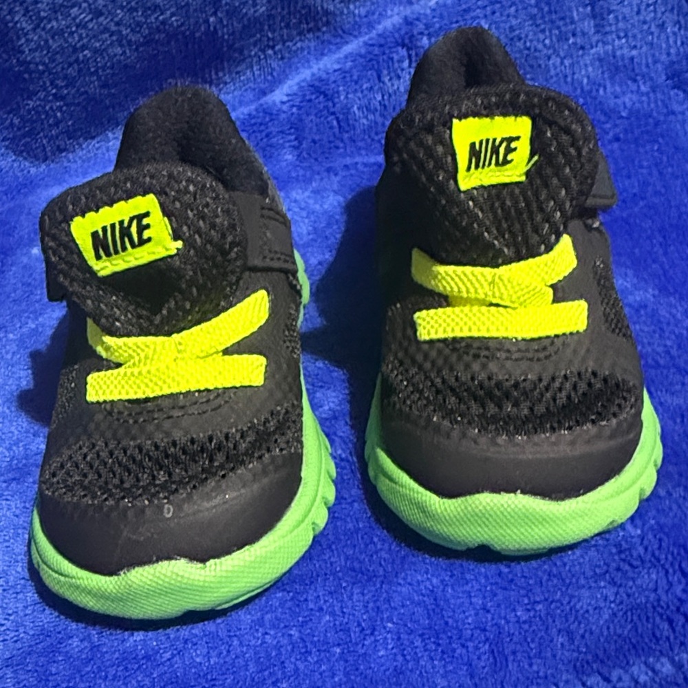 Kids Nike Black and Green Shoes